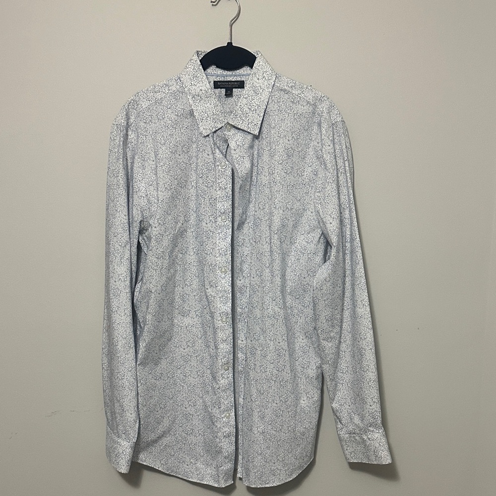 Men's Banana Republic Medium Patterned Shirt